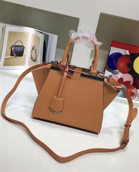 3jours leather handbag Fendi Camel in Leather 